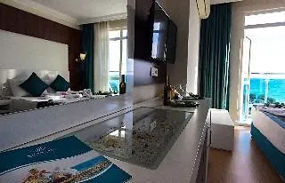 Maya World Hotel 4*
